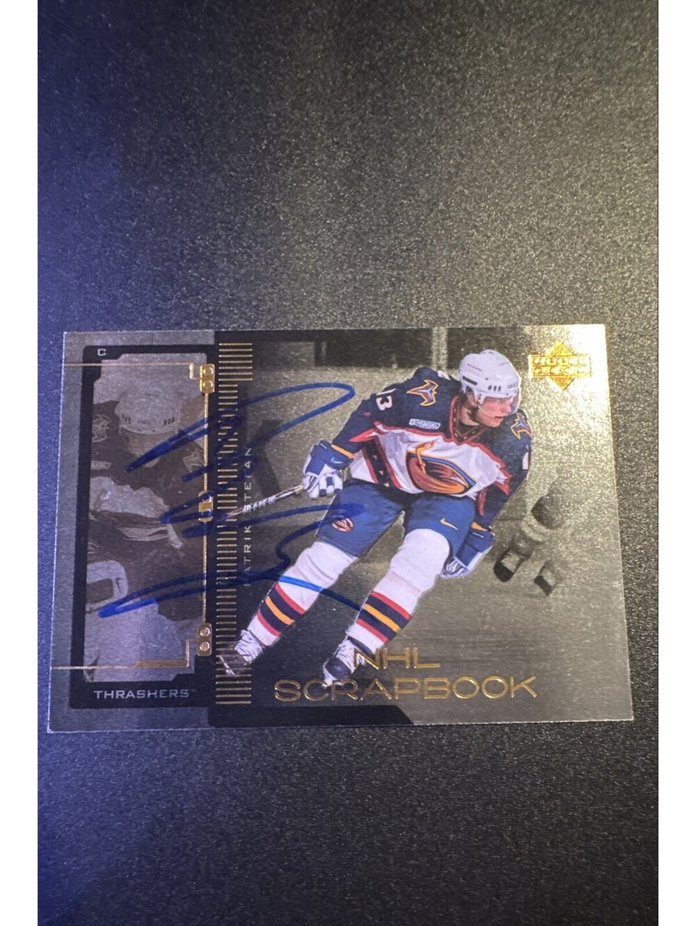 1999-00 Upper Deck - Nhl Scrapbook Patrik Stefan #SB-15 (RC) Autograph No COA